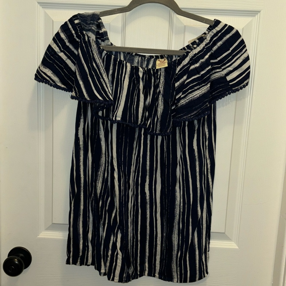 Blue and white blouse Medium